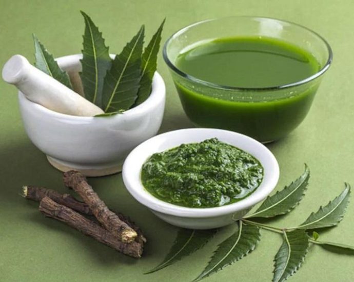 The Incredible Skin Benefits of Neem Juice