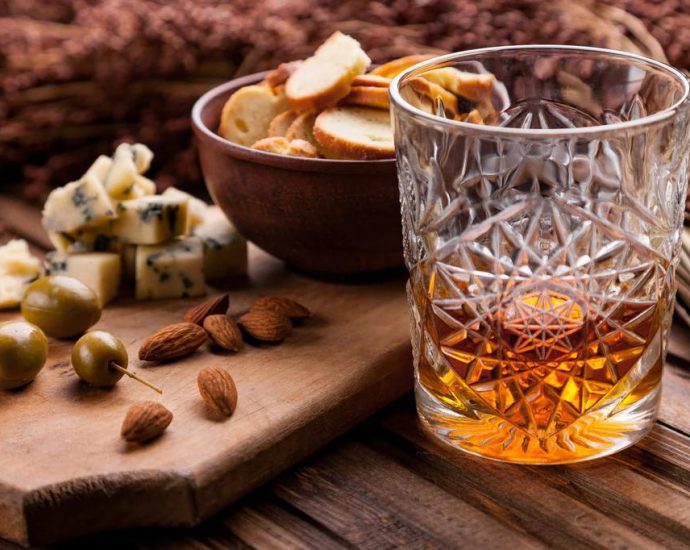 The Surprising Health Benefits of Drinking Bourbon