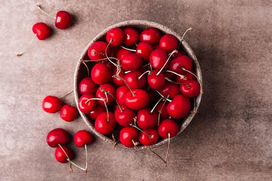 Cherries Properties and Benefits