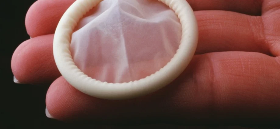 8 Steps To The Correct Use of The Male Condom