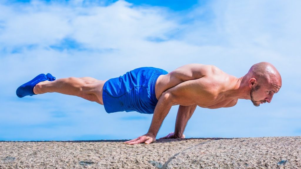 5 Calisthenics Exercises To Practice At Home