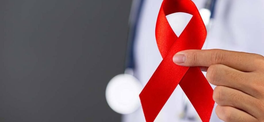 HIV or AIDS What Is It, Causes, Symptoms and Treatment