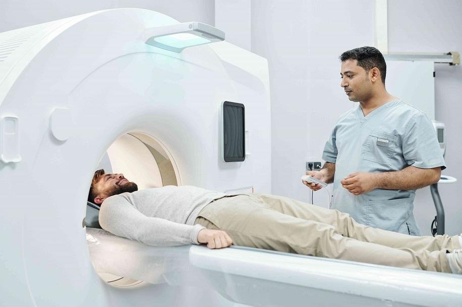 What is a PET scan and what is it for