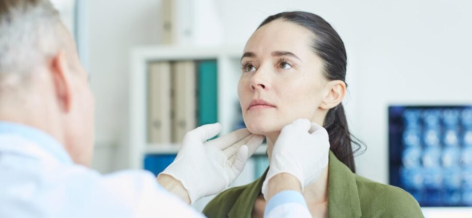 How to survive pharyngitis and tonsillitis