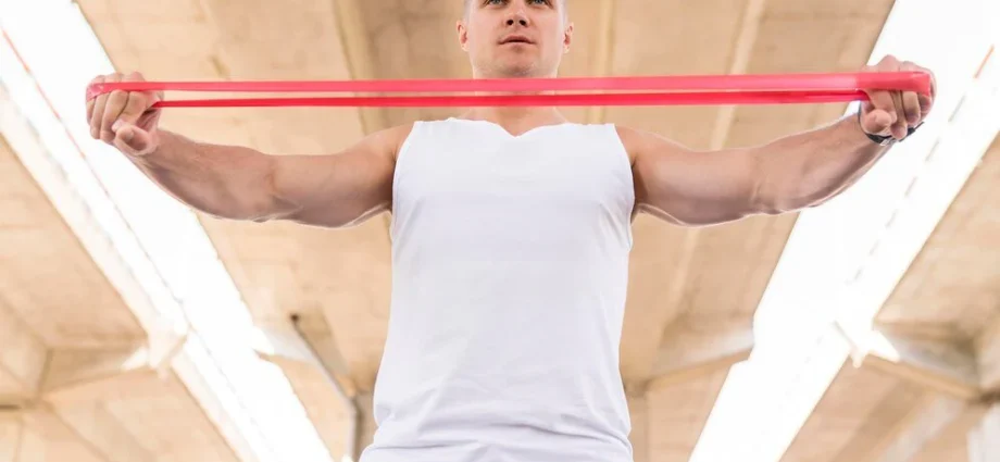 The best exercises with resistance bands