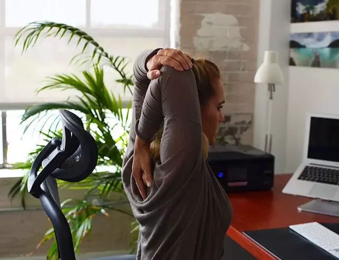Five Tricks to Keep You Fit While You're Working