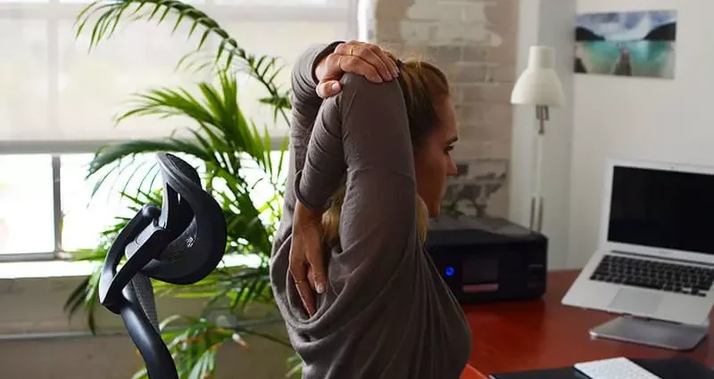 Five Tricks to Keep You Fit While You're Working