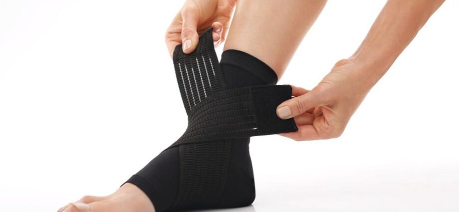 Stress Fracture - Symptoms and Treatment