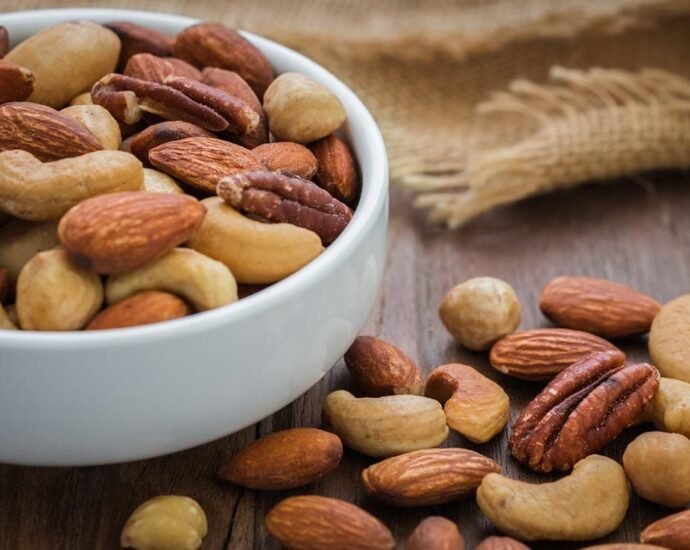 This is how nuts contribute to weight loss or maintenance