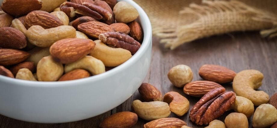 This is how nuts contribute to weight loss or maintenance