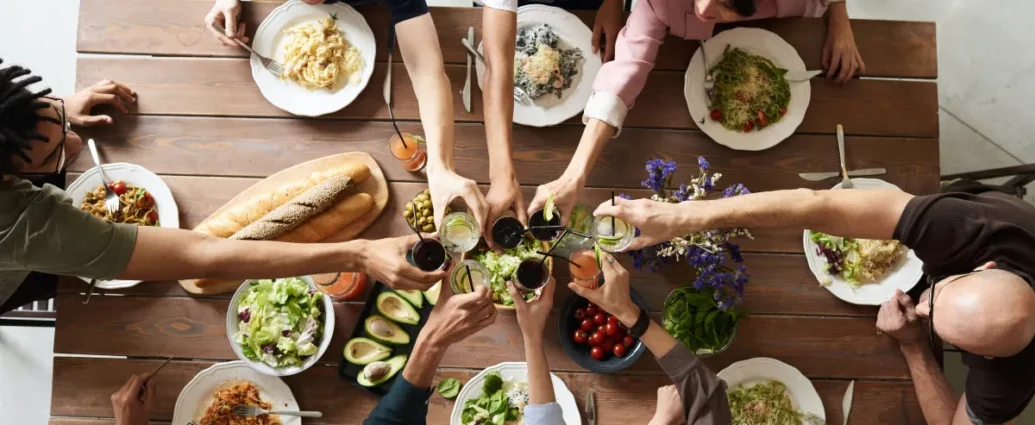 This is the advantage of sharing meals with your loved ones