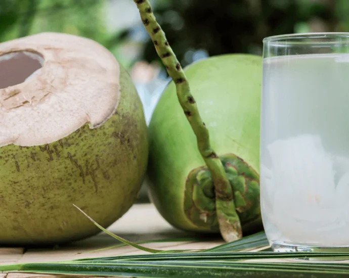 Coconut water - All the benefits of this drink
