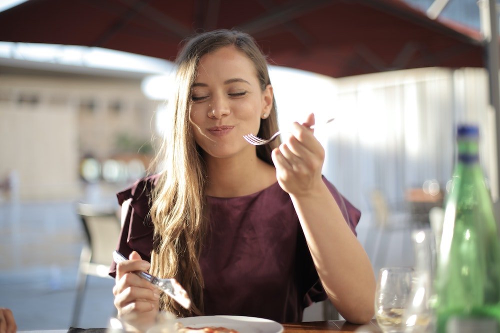 How does diet influence womens mental health