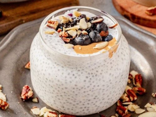 Yogurt with chia seeds