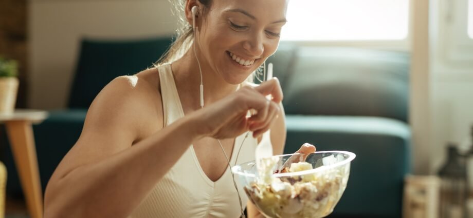 6 Best Foods and Drinks for Muscle Recovery