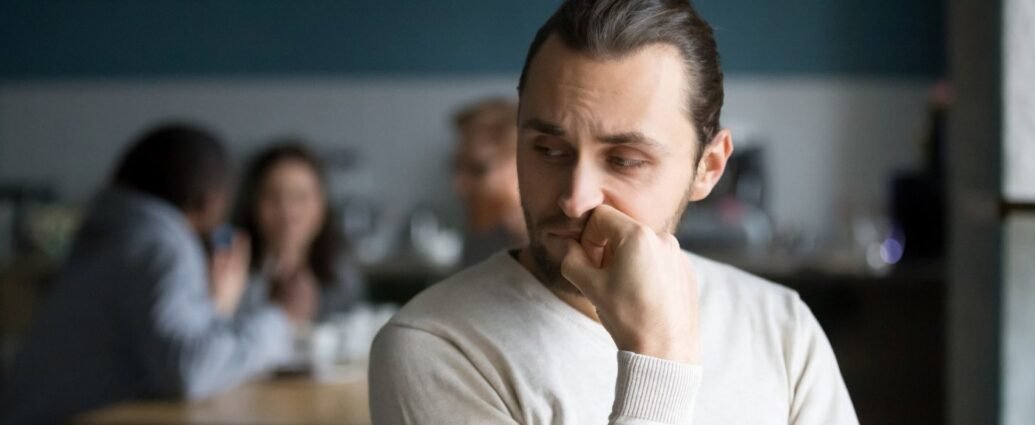 Identifying the Symptoms of Social Isolation and Seeking Assistance