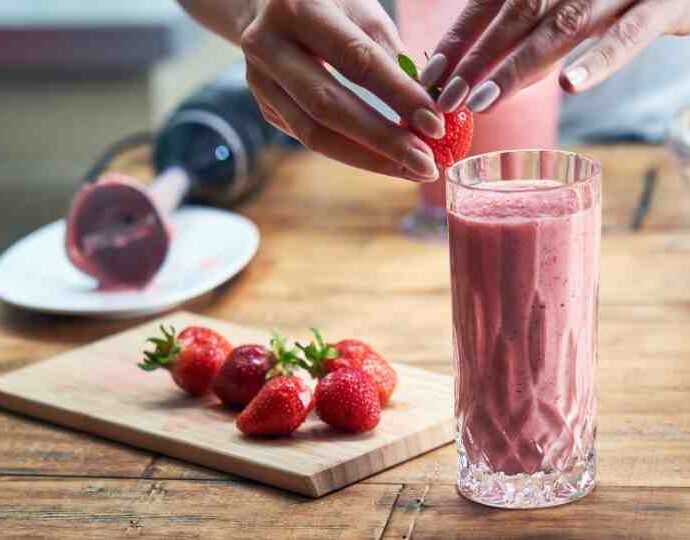 Rapid Weight Loss Shakes - A Simple Guide to Lose Weight Effectively