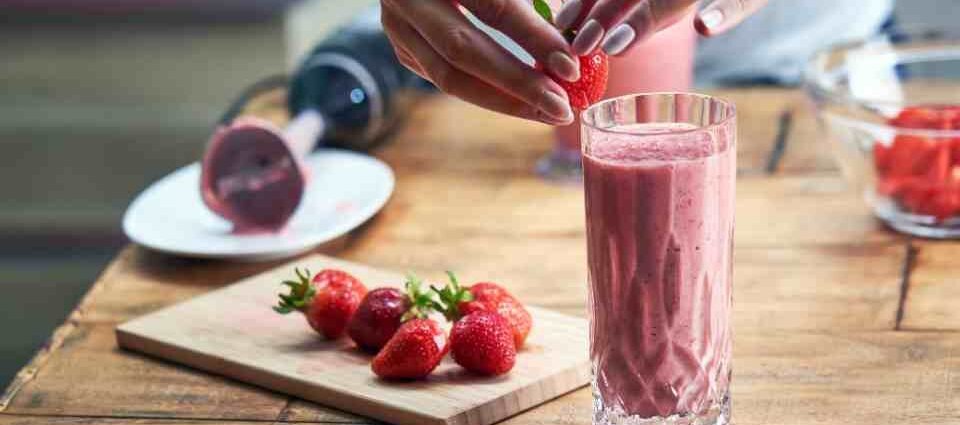 Rapid Weight Loss Shakes - A Simple Guide to Lose Weight Effectively