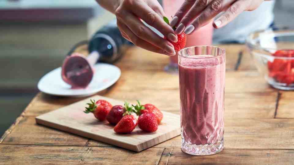 Rapid Weight Loss Shakes - A Simple Guide to Lose Weight Effectively