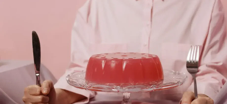 Pink Gelatin Weight Loss - A Simple Strategy To Get Slim Naturally